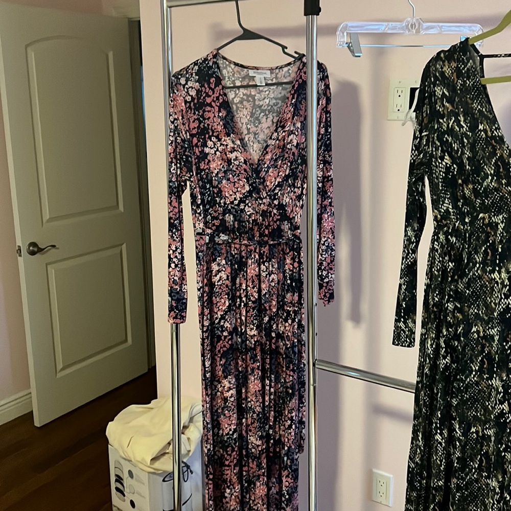Motherhood maternity dress size small